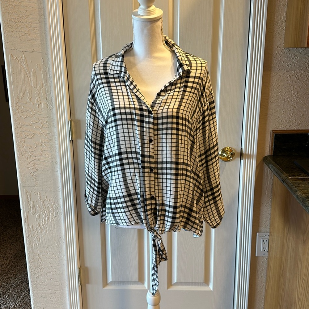 Lush black and cream plaid tie up top